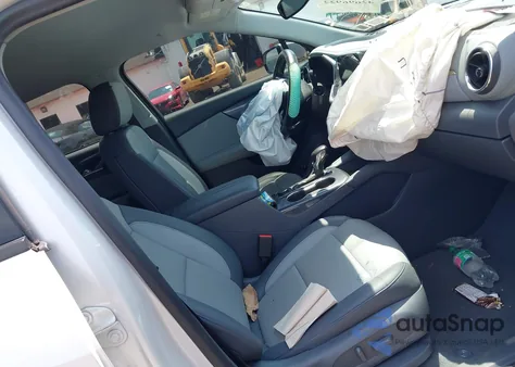 2022 Chevrolet Blazer Awd 3Lt z USA, uszkodzony, nr VIN 3GNKBJRS1NS133368